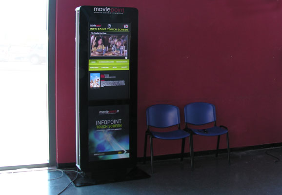 Circuito Moviepoint - Totem Multimediale nel Cinema Movieplex