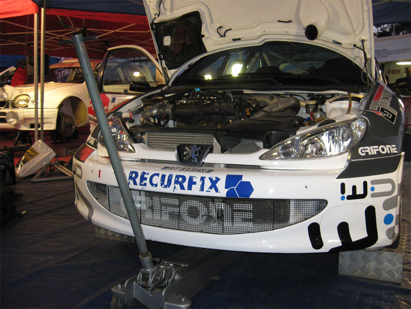 Il Ciocchetto 2008 - Peugeot 206 WRC ai box